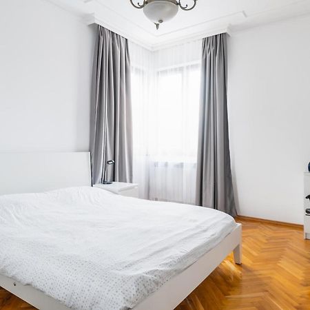 Appartamento Vitosha Str 2Bd White & Blue Apt Sofia Esterno foto