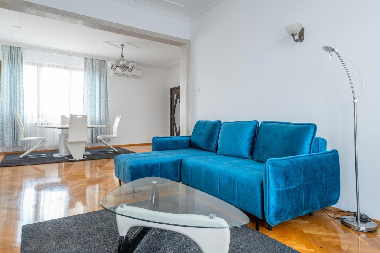 Appartamento Vitosha Str 2Bd White & Blue Apt Sofia Esterno foto